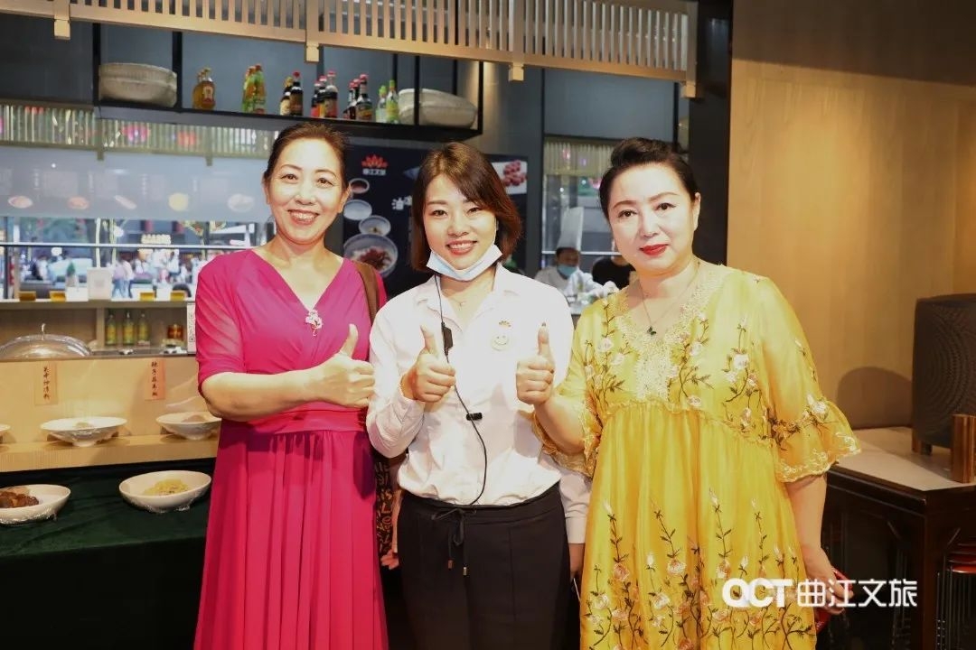 微笑服務(wù)，游客點贊！曲江文旅老字號餐飲集群又“出圈”